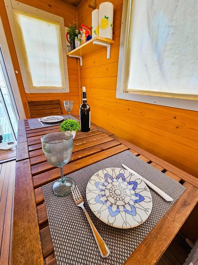 Alghero House Boat 0*,